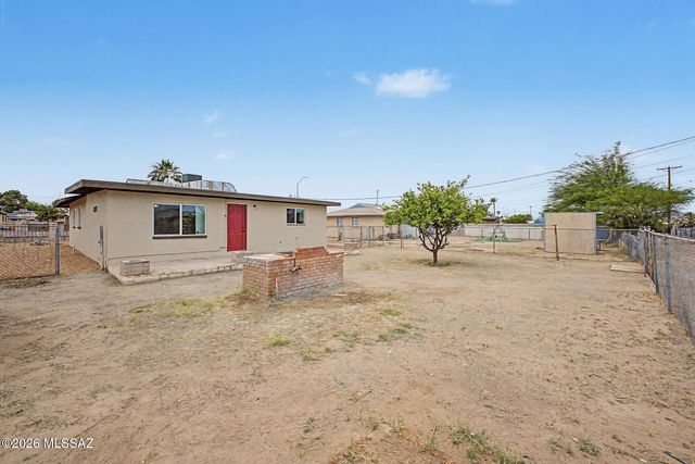 2709 E Norton Vista, Tucson, AZ 85713