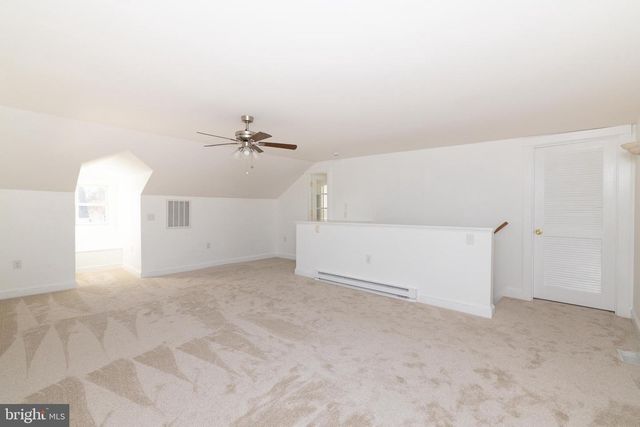 7 N PURCELL AVE, Winchester, VA 22601