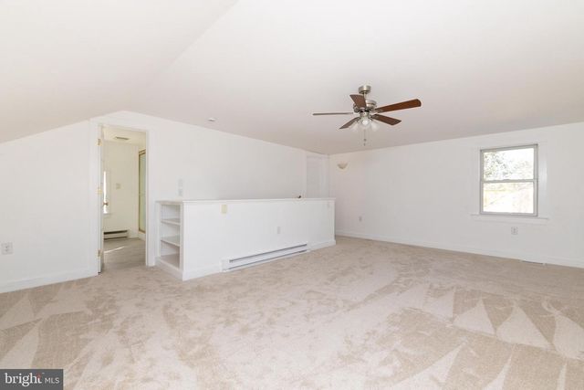 7 N PURCELL AVE, Winchester, VA 22601