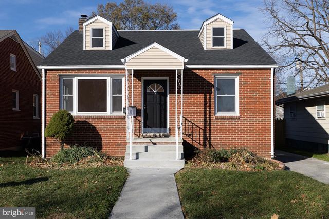 7 N PURCELL AVE, Winchester, VA 22601