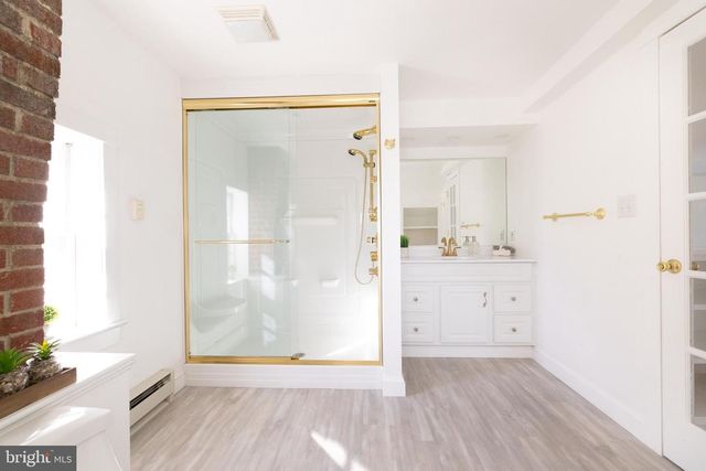 7 N PURCELL AVE, Winchester, VA 22601