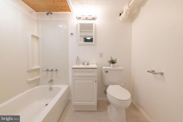 7 N PURCELL AVE, Winchester, VA 22601