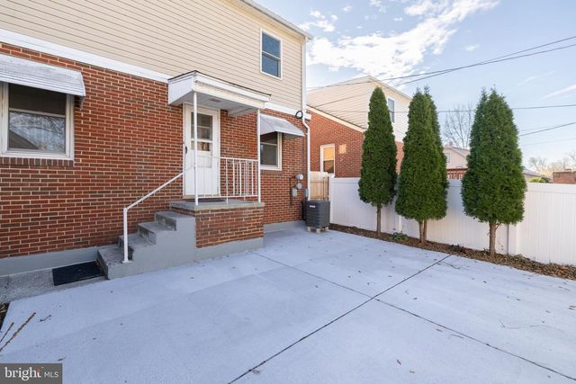 7 N PURCELL AVE, Winchester, VA 22601