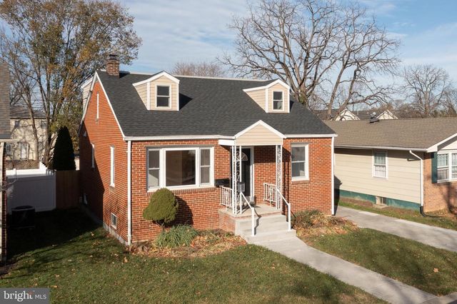 7 N PURCELL AVE, Winchester, VA 22601