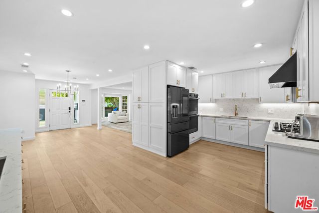 9007 David Avenue, Los Angeles, CA 90034