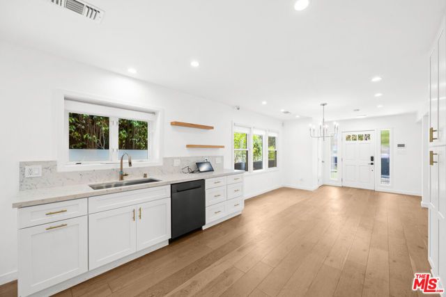 9007 David Avenue, Los Angeles, CA 90034