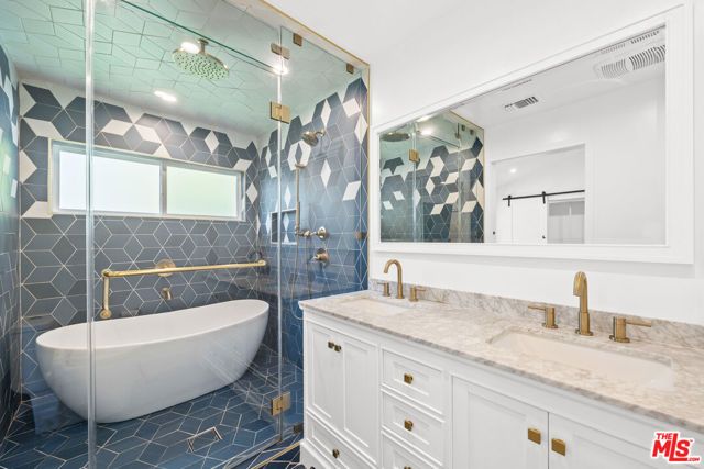 9007 David Avenue, Los Angeles, CA 90034