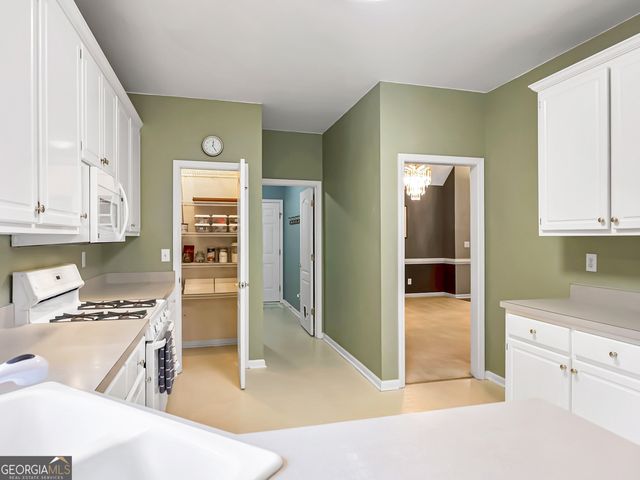 9135 Woodhaven Way, Mcdonough, GA 30253