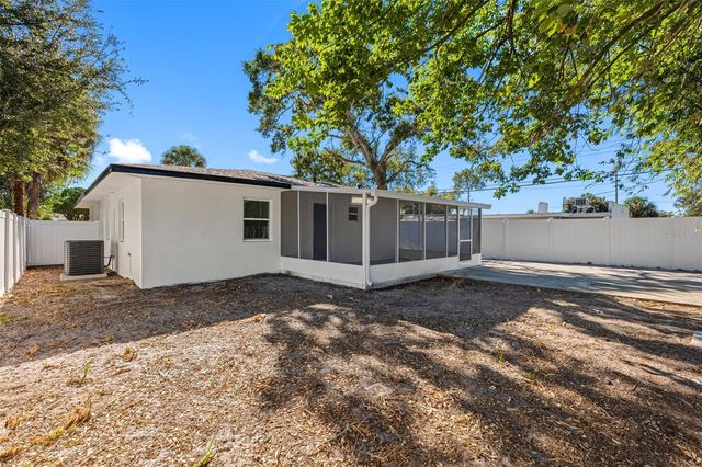 4819 21ST AVENUE S, St Petersburg, FL 33711