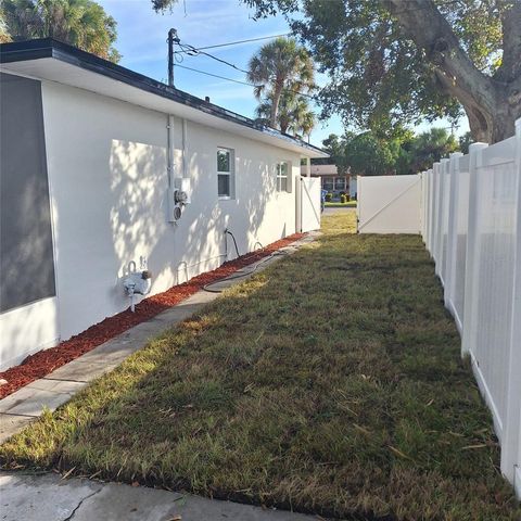 4819 21ST AVENUE S, St Petersburg, FL 33711