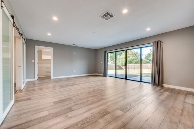 3544 Whitehall Drive, Dallas, TX 75229