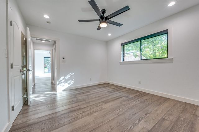 3544 Whitehall Drive, Dallas, TX 75229