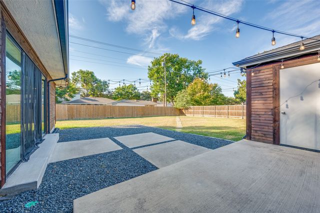 3544 Whitehall Drive, Dallas, TX 75229