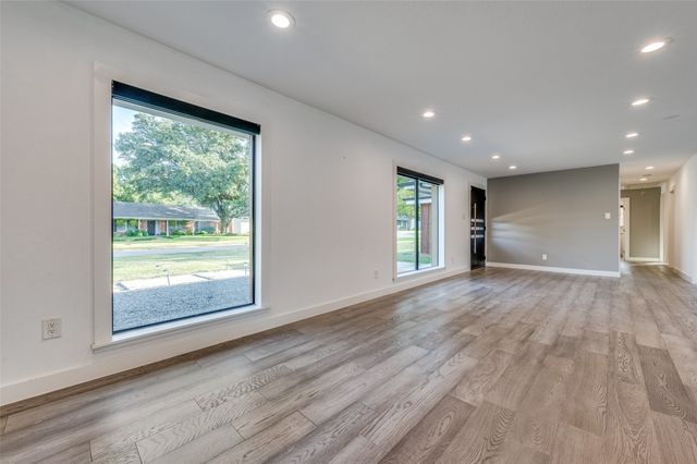 3544 Whitehall Drive, Dallas, TX 75229