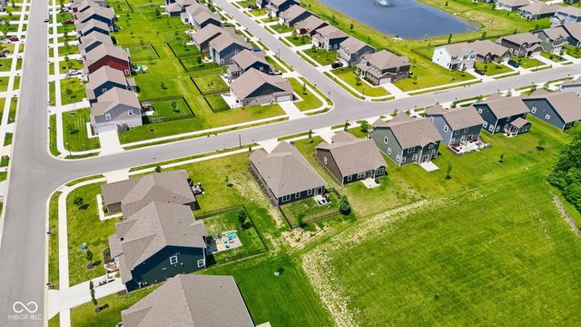 6599 Dunkirk Drive, Mccordsville, IN 46055