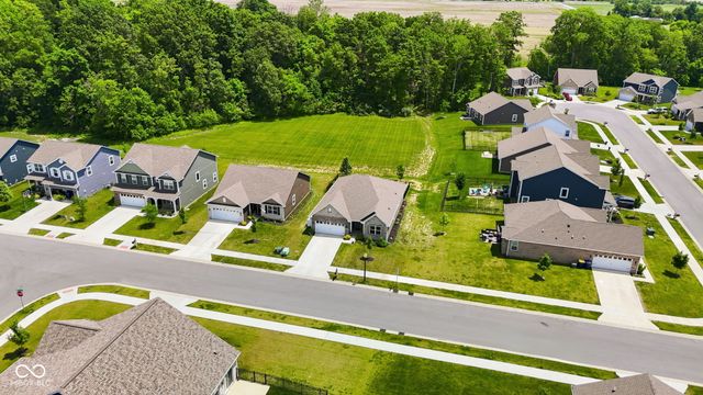6599 Dunkirk Drive, Mccordsville, IN 46055