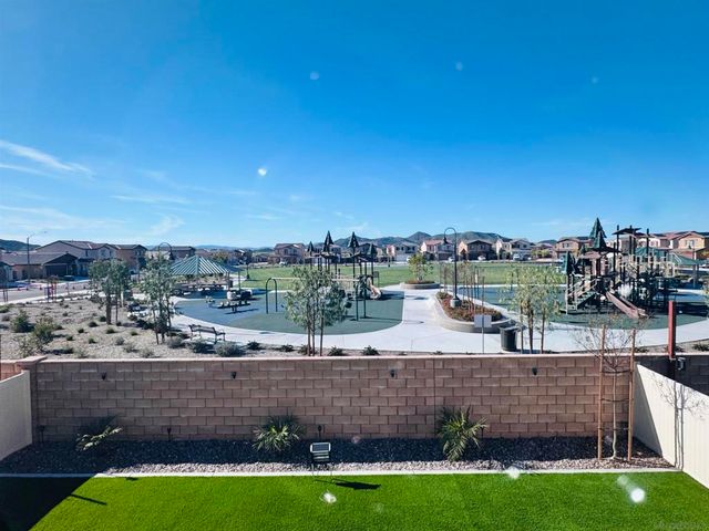 28533 Scorpion Ln, Winchester, CA 92596