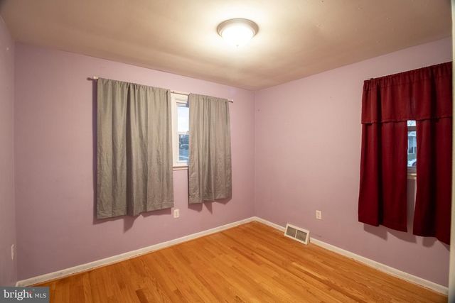 1114 CIRCLE DR, Martinsburg, WV 25401