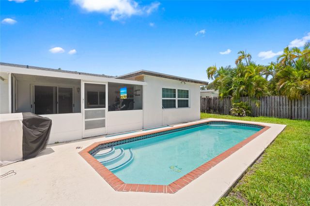 3820 NW 113th Ter, Sunrise, FL 33323