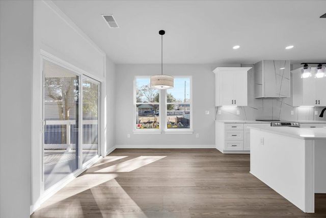 104 West Avenue, Greenville, SC 29611