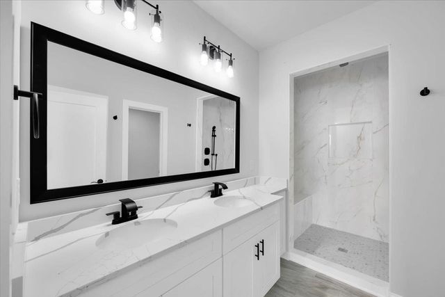 104 West Avenue, Greenville, SC 29611