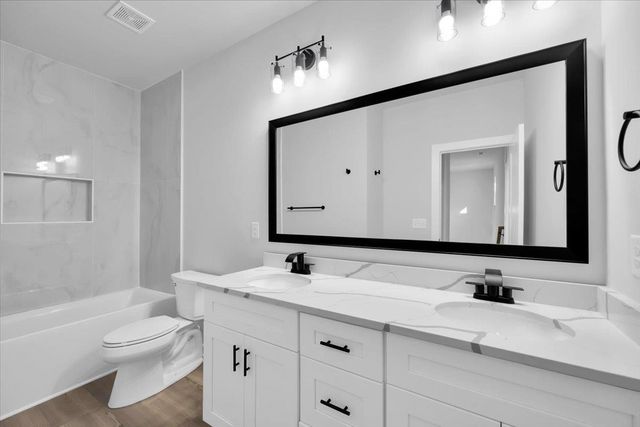 104 West Avenue, Greenville, SC 29611