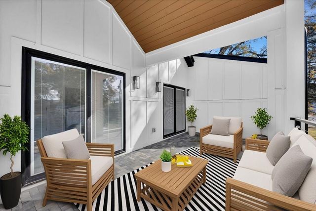 104 West Avenue, Greenville, SC 29611