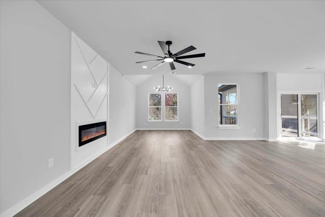 104 West Avenue, Greenville, SC 29611