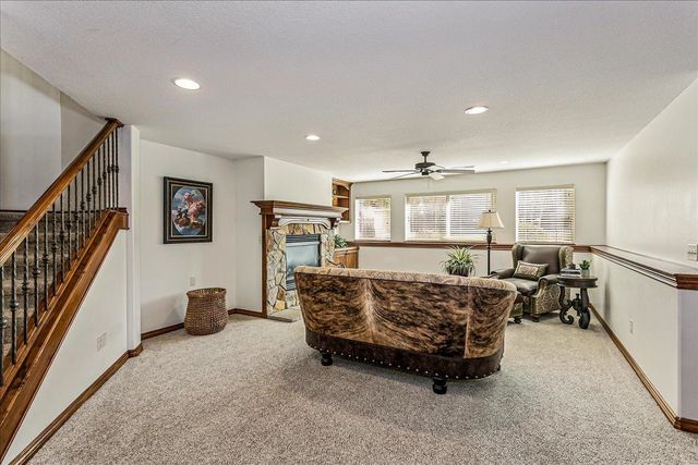 2521 N Rosemont Ct, Wichita, KS 67228