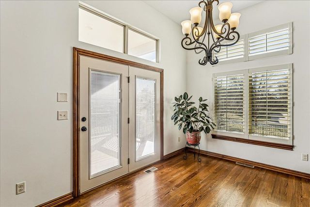 2521 N Rosemont Ct, Wichita, KS 67228