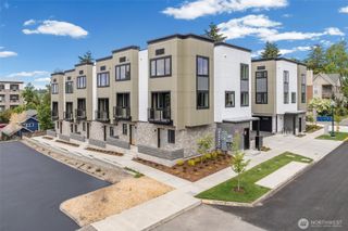 1225 Cherry Avenue #1202, Olympia, WA 98501