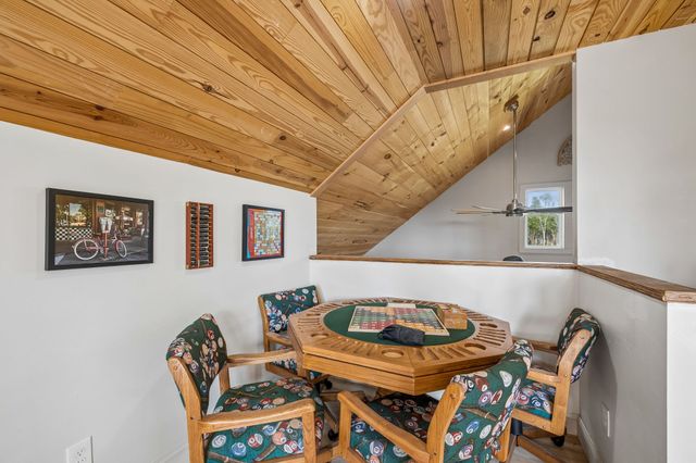 9986 Taylor Rd, Rockvale, TN 37153