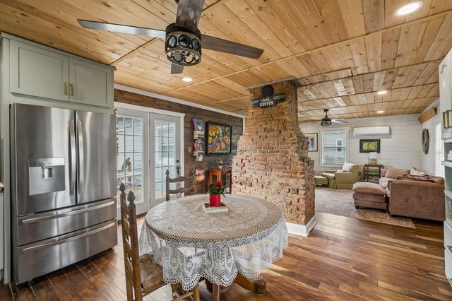 9986 Taylor Rd, Rockvale, TN 37153
