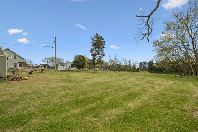 9986 Taylor Rd, Rockvale, TN 37153