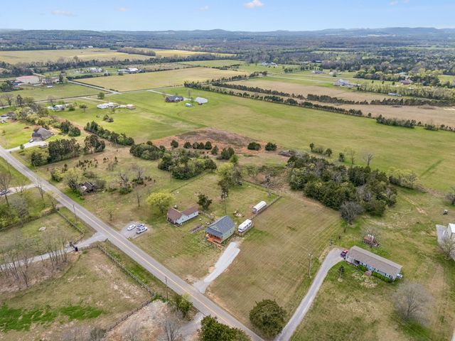 9986 Taylor Rd, Rockvale, TN 37153