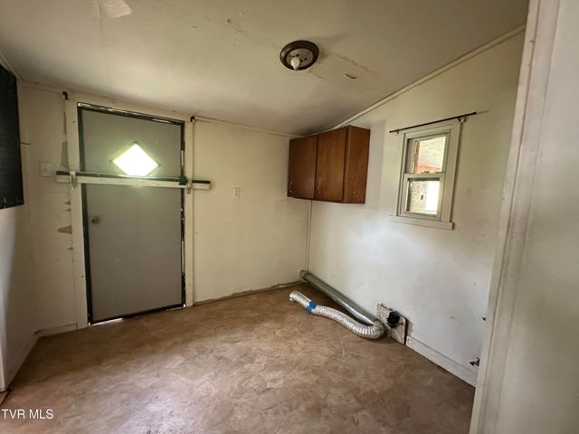 702 Speedwell Road, Bulls Gap, TN 37711