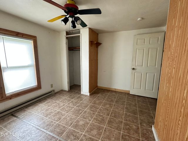 702 Speedwell Road, Bulls Gap, TN 37711