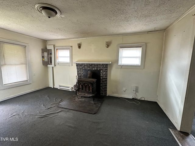 702 Speedwell Road, Bulls Gap, TN 37711