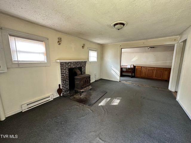 702 Speedwell Road, Bulls Gap, TN 37711