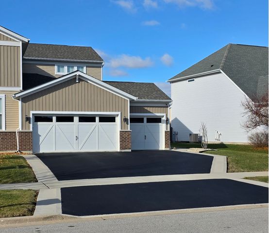 2643 Mclellan Boulevard, Yorkville, IL 60560