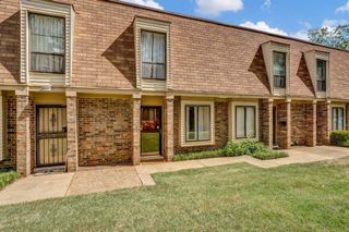 6635 Poplar Woods Cir S Apt 2, Germantown, TN 38138