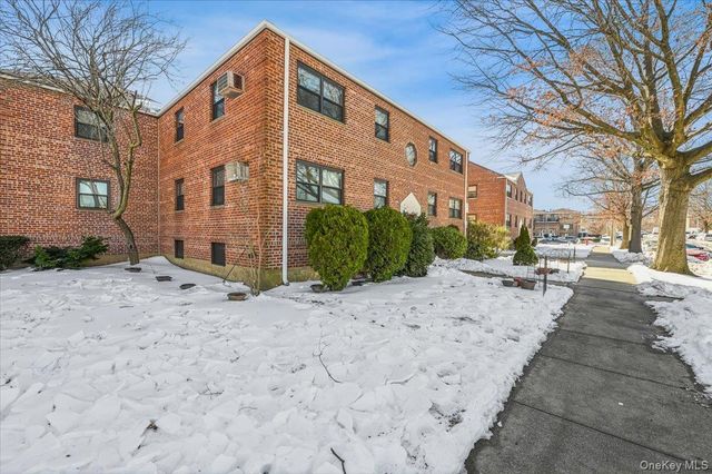 79-12 155th Avenue 195, Howard Beach, NY 11414