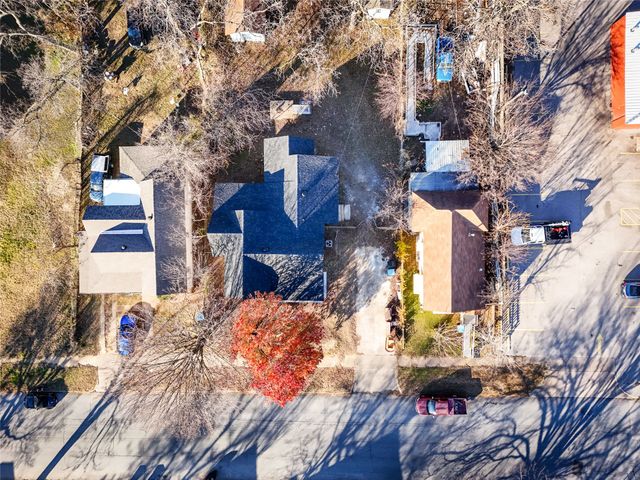 217 W Hull Street, Denison, TX 75020