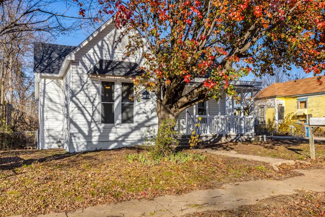 217 W Hull Street, Denison, TX 75020