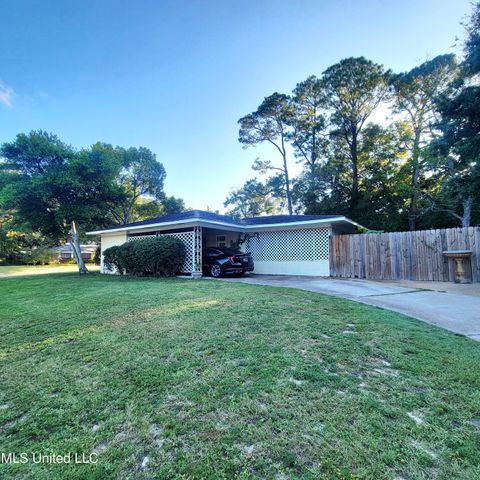 2502 Randall Drive, Biloxi, MS 39531