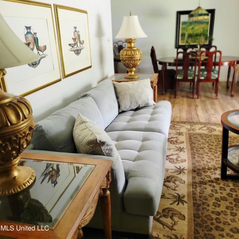 2502 Randall Drive, Biloxi, MS 39531