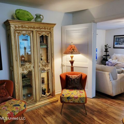 2502 Randall Drive, Biloxi, MS 39531
