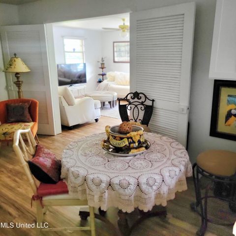 2502 Randall Drive, Biloxi, MS 39531