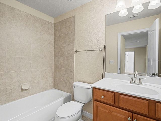 6467 WILLOWSHIRE WAY, Bradenton, FL 34212