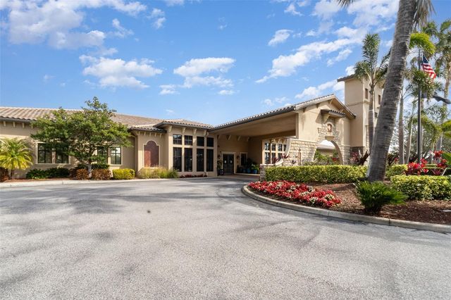 6467 WILLOWSHIRE WAY, Bradenton, FL 34212